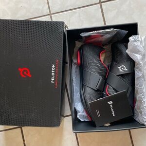 Brand new Peloton Altos Cycling Spin Shoes, women’s sz 8, 8.5, men’s 6.5 unisex